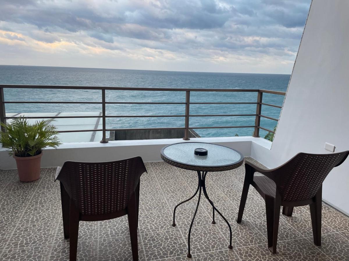 Beach Shoes Villa Yanliau Экстерьер фото